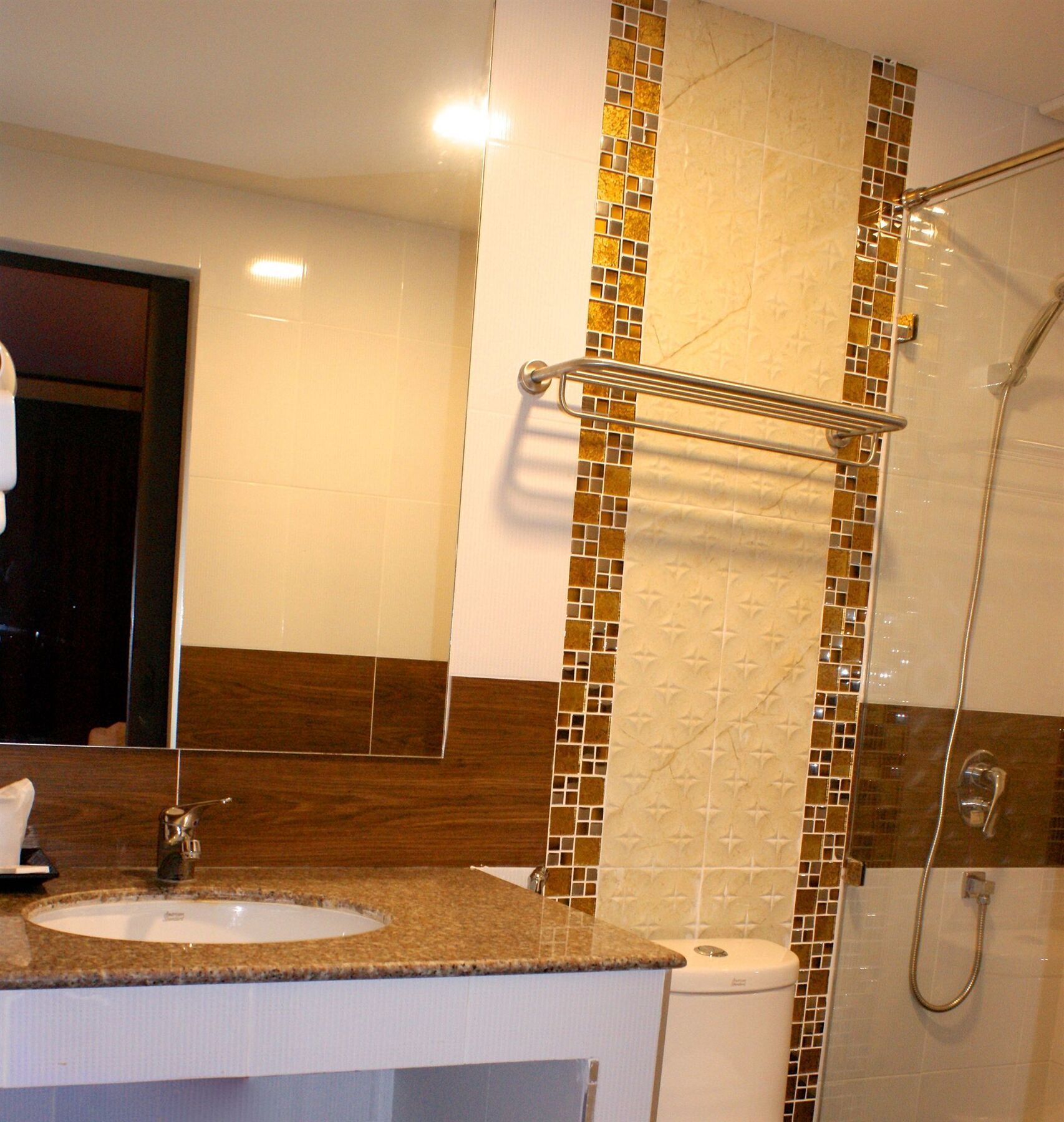 Orchid Garden Hotel Patong Екстер'єр фото