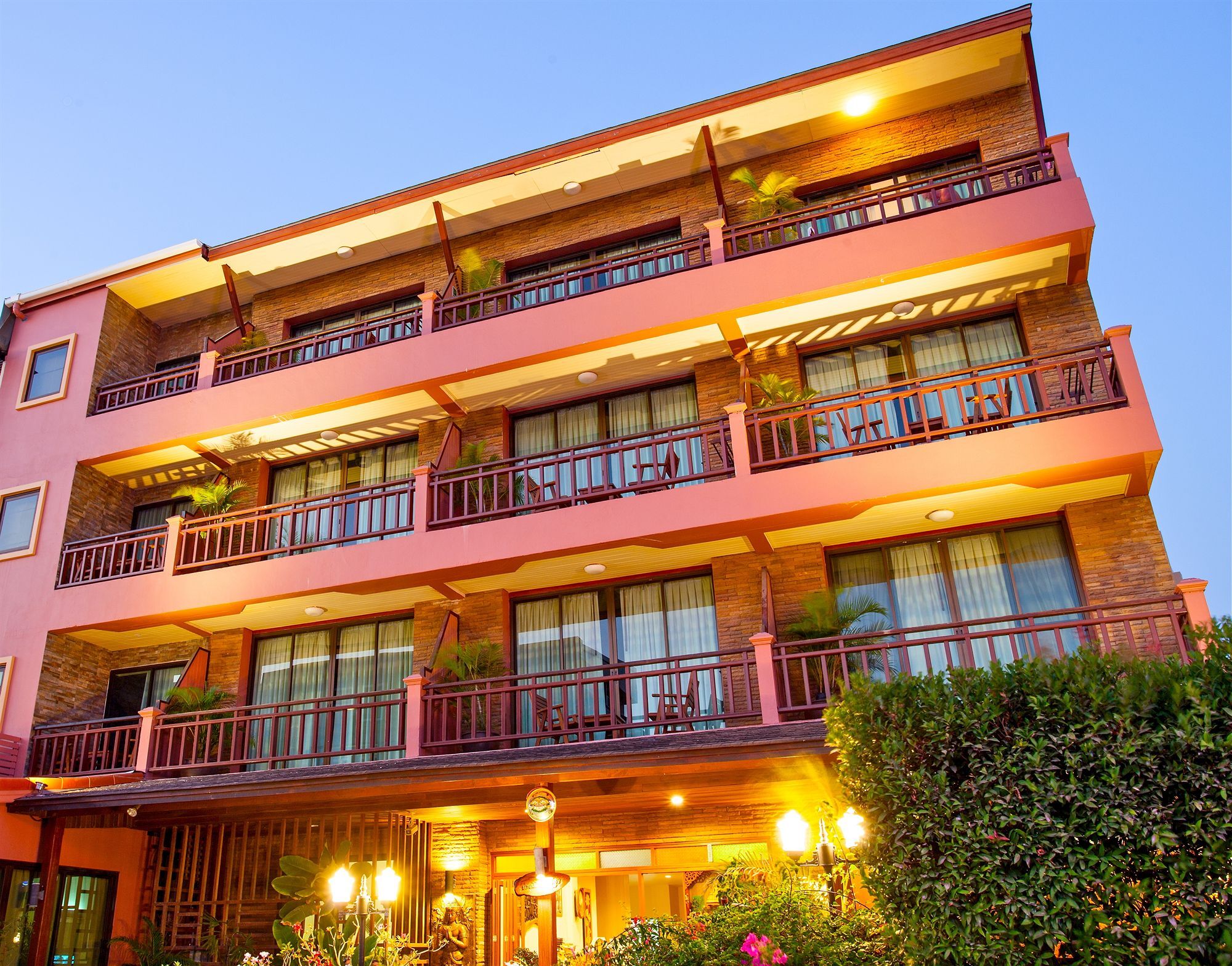 Orchid Garden Hotel Patong Екстер'єр фото